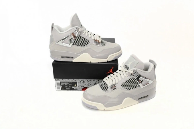 1st Kicks Shoes AQ9129-001 Jordan WMNS Moments Air 4 Frozen 0715